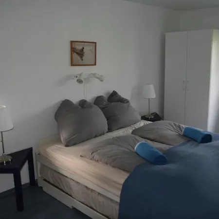 Reetdachkate Am Feldrand Mit Grandiosem Weitblick