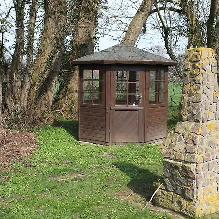 Reetdachkate Am Feldrand Mit Grandiosem Weitblick *
