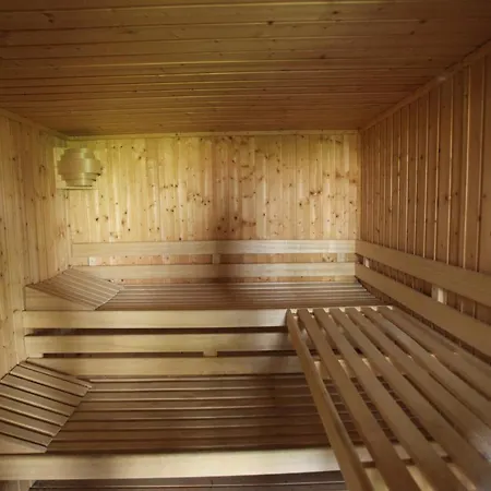 Chalet Reetdachkate Am Feldrand Mit Grandiosem Weitblick