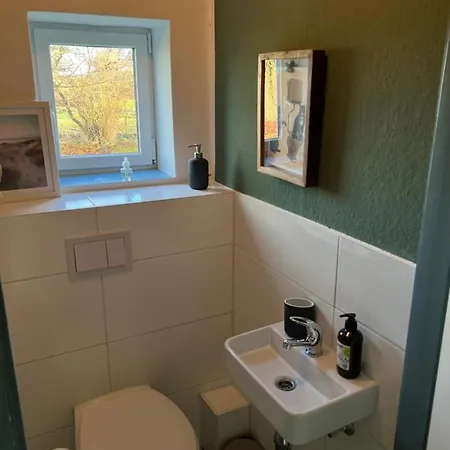 Chalet Reetdachkate Am Feldrand Mit Grandiosem Weitblick