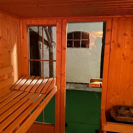 Reetdachkate Am Feldrand Mit Grandiosem Weitblick