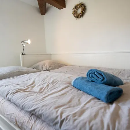 Reetdachkate Am Feldrand Mit Grandiosem Weitblick Chalet *