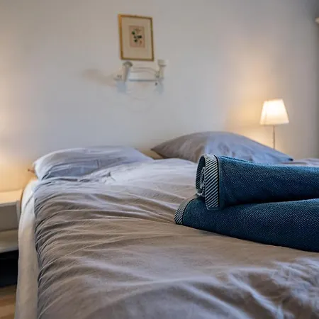 Reetdachkate Am Feldrand Mit Grandiosem Weitblick