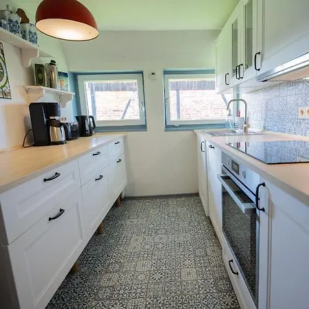 Reetdachkate Am Feldrand Mit Grandiosem Weitblick Chalet *