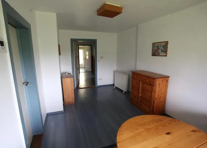 Reetdachkate Am Feldrand Mit Grandiosem Weitblick * Damlos