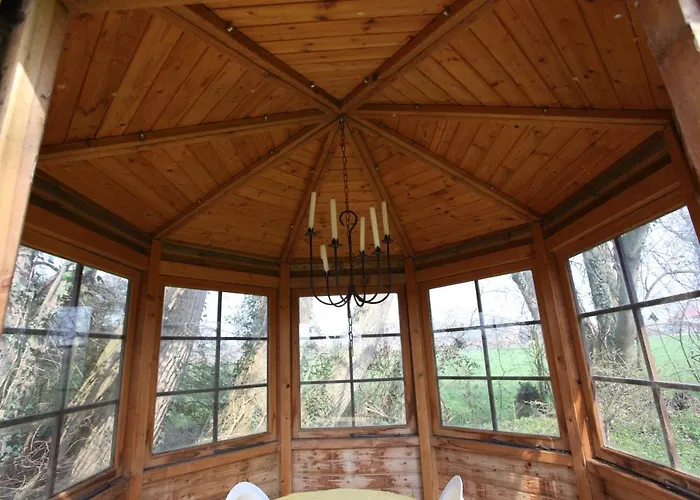 Reetdachkate Am Feldrand Mit Grandiosem Weitblick Damlos