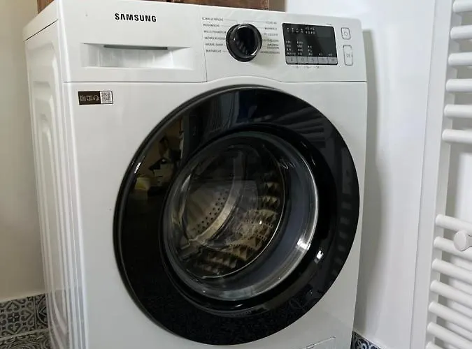 Reetdachkate Am Feldrand Mit Grandiosem Weitblick Alpehytte Damlos