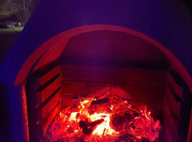 Reetdachkate Am Feldrand Mit Grandiosem Weitblick Alpehytte