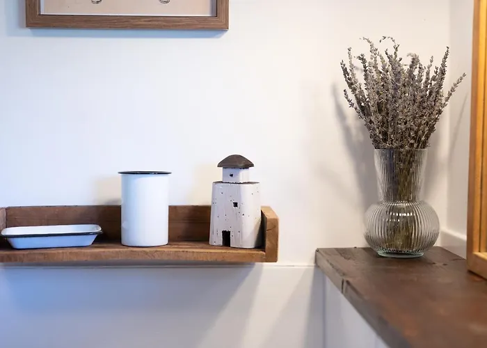 Reetdachkate Am Feldrand Mit Grandiosem Weitblick * Damlos