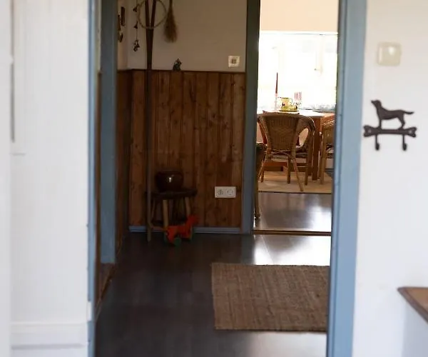 Reetdachkate Am Feldrand Mit Grandiosem Weitblick *